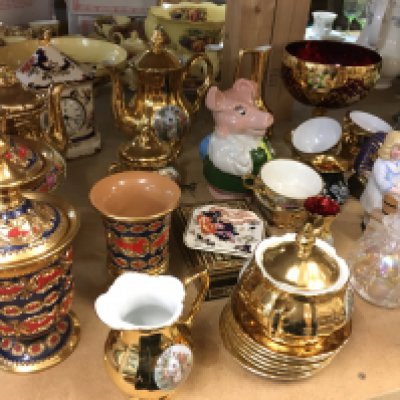 A collection of ceramics including Masons, a German gilt porcelain tea set, small Pricknash jug etc