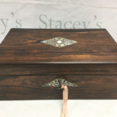 A rosewood writing slope, approx 38cm x 24cmx 14cm. Shipping category C.