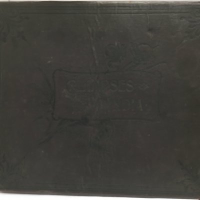 A vintage Glimpses of India book, a grand photographic history of the land of Antiquity, the vast Empire of the East with 500 superbly reproduced cameras views of her cities, temples, towers etc. made by Historical Publishing Company Published by C.B Burrows .postage category C. NO RESERVE