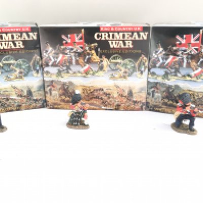 3 X Boxed King And Country Crimean Figures.2 X Coldstream Guardsman. And A 93rd Highlander.