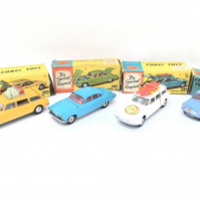 4 X Boxed Corgi Vehicles. A Citroen Safari #436. A Jaguar Mark X #238. A Citroen Safari #475 And A Morris Minor #226.
