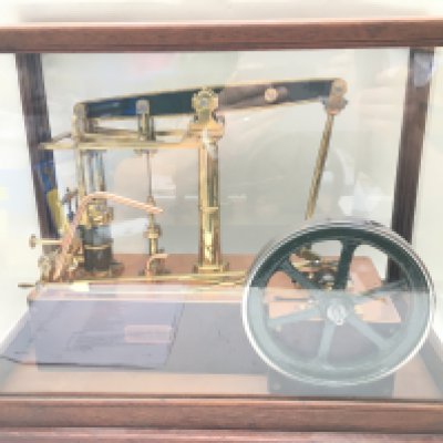 A Leonard 1931 pistol Model Engine in Display Case. Approx Height 38CM. Length 52CM