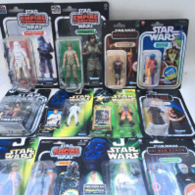 A Box Containing Modern Carded Star Wars Figures. Including Power Of The Force. Etc. No Reserve.