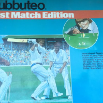 A Collection of 17 Subbuteo Teams And A Test Cricket (parts Missing/Broken).