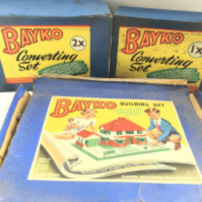 A Collection of 3 Bayko sets. Parts Missing. Ideal for spares.