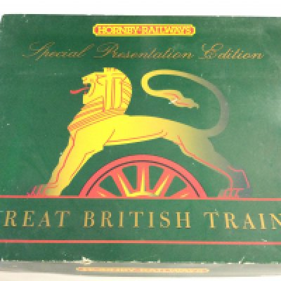 A Boxed Hornby 00 Gauge The Bristolian Tran Pack #R.2031.