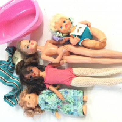 A Small Collection of Playworn Vintage Dolls. No Reserve.