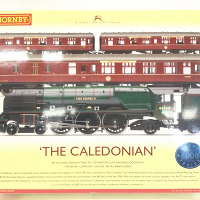 A Boxed Hornby 00 Gauge The Caledonian Set #R 2306.