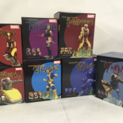 A collection of 7 Marvel statues in the Modern Era XMen series sculpted by Jeff Feligno to form a diorama of mutants. No reserve. (2)