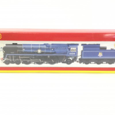 A Boxed Hornby 00 Gauge BR 4-6-2 Canadian Pacific Merchant Navy Class #R 2171.