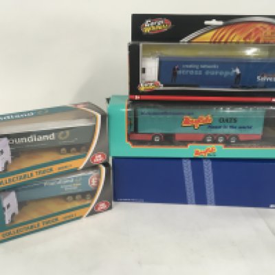 5 x boxed commercial diecast model vehicles by Corgi and others. No reserve
