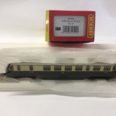 Boxed 00 gauge GWR Diesel Railcar by Hornby.DCC ready. Brown and cr&egrave;me no.29. No reserve