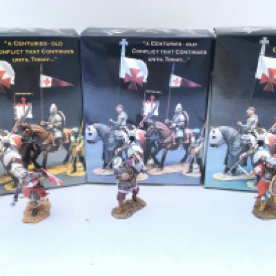 3 X Boxed King And Country Crusaders.A Fighting Bishop. A Saracen Defending With Sword And Shield And An Attacking Saracen With Sword And Shield.