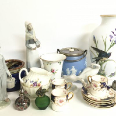 A collection of ceramics including a Wedgwood Jasperware vase, Lladro, Royal Doulton Lambeth jar, Coalport part coffee set etc. This lot cannot be posted