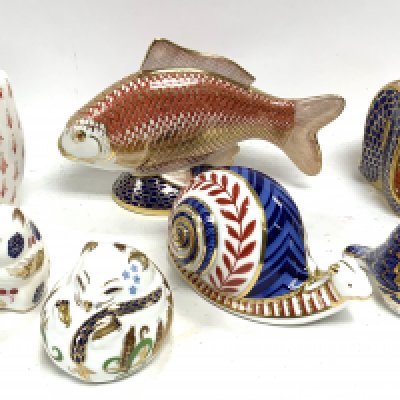 7 Royal Crown Derby paperweights. (D)