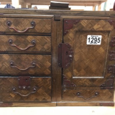 A parquetry collectors cabinet fitted with 5 drawers, single door enclosing 2 further drawers with applied metal mounts. 28cm x 35cm