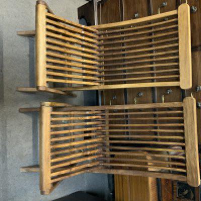 2 Hardwood folding garden chairs. (D)