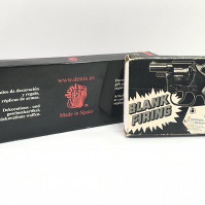 A boxed Denix Spanish replica revolver & an Italian Sprint blank firing revolver, this lot cannot be posted