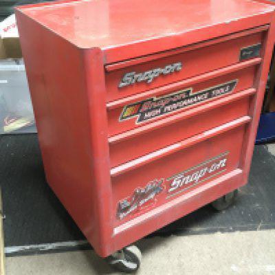 A Vintage 3 piece Snap-On tool cabinet including various tools and equipment including a Snap On 40 piece fractional/metric rethreading set.
