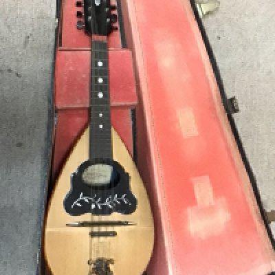 A cased Gav Giovanni De Meglio E Figlio Neapolitan mandolin dated 1898. Approximately 60cm long Postage category C