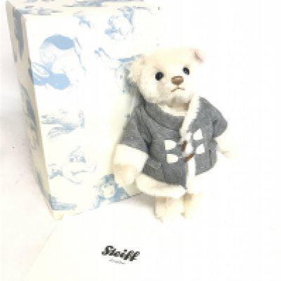 A boxed Steiff limited edition Duffle bear with Certificate , postage category C