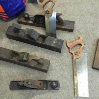 A collection of tools, wooden and steel planes. This lot cannot be posted