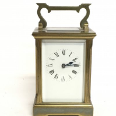 A brass carriage clock, this lot cannot be posted. NO RESERVE