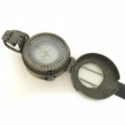 A vintage Stanley compass. This lot cannot be posted. NO RESERVE