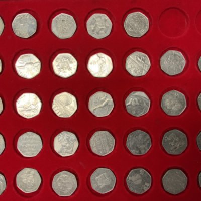 A selection of current and past issue 50p coins. NO RESERVE