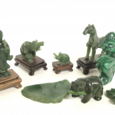 A collection of small Chinese jade figures including various animals, a lady etc. This lot cannot be posted