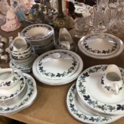 A Royal Doulton Burgundy dinner set. This lot cannot be posted