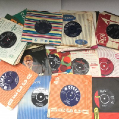 A collection of mainly 1960s beat group 7inch singles and EPs by various artists including a misprinted Rolling Stones single for 'I Wanna Be Your Man' b/w 'Stones' (sic).