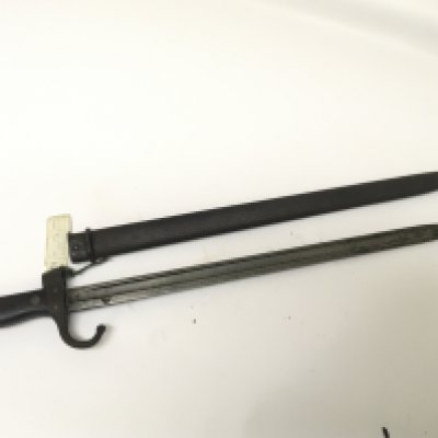 A French 1892 Mle pattern bayonet with hook quilon.