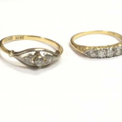 Two 18 carat gold rings set with diamond shards. Size L & P. 4.2g Postage category a