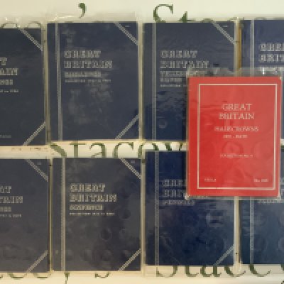A collection of Great Britain coin albums. (B)