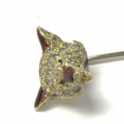 A diamond hunting fox head stick pin. Postage A