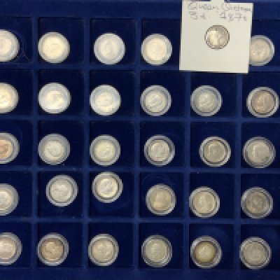 A collection of Queen Victoria and George V 3d coins (40), to include 1859, 1870 young head 3d coins (A)