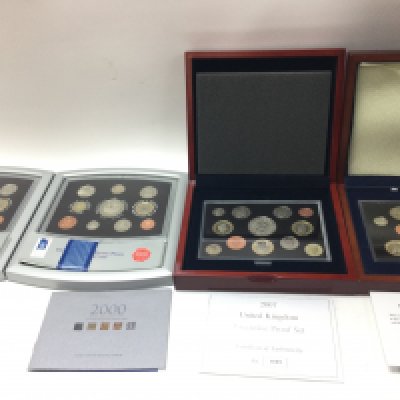 A collection of assorted United Kingdom proof sets including two 2007 United Kingdom executive proof set with COA. Postage B