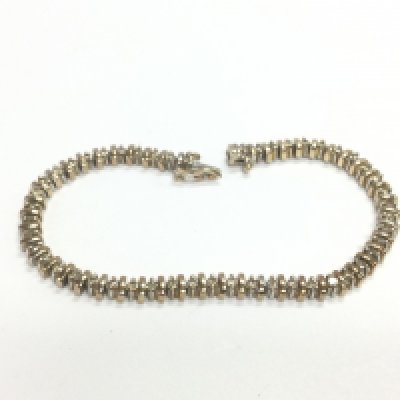 A 9ct gold diamond bracelet, approx 2ct, approx 14.2g. Shipping category A.