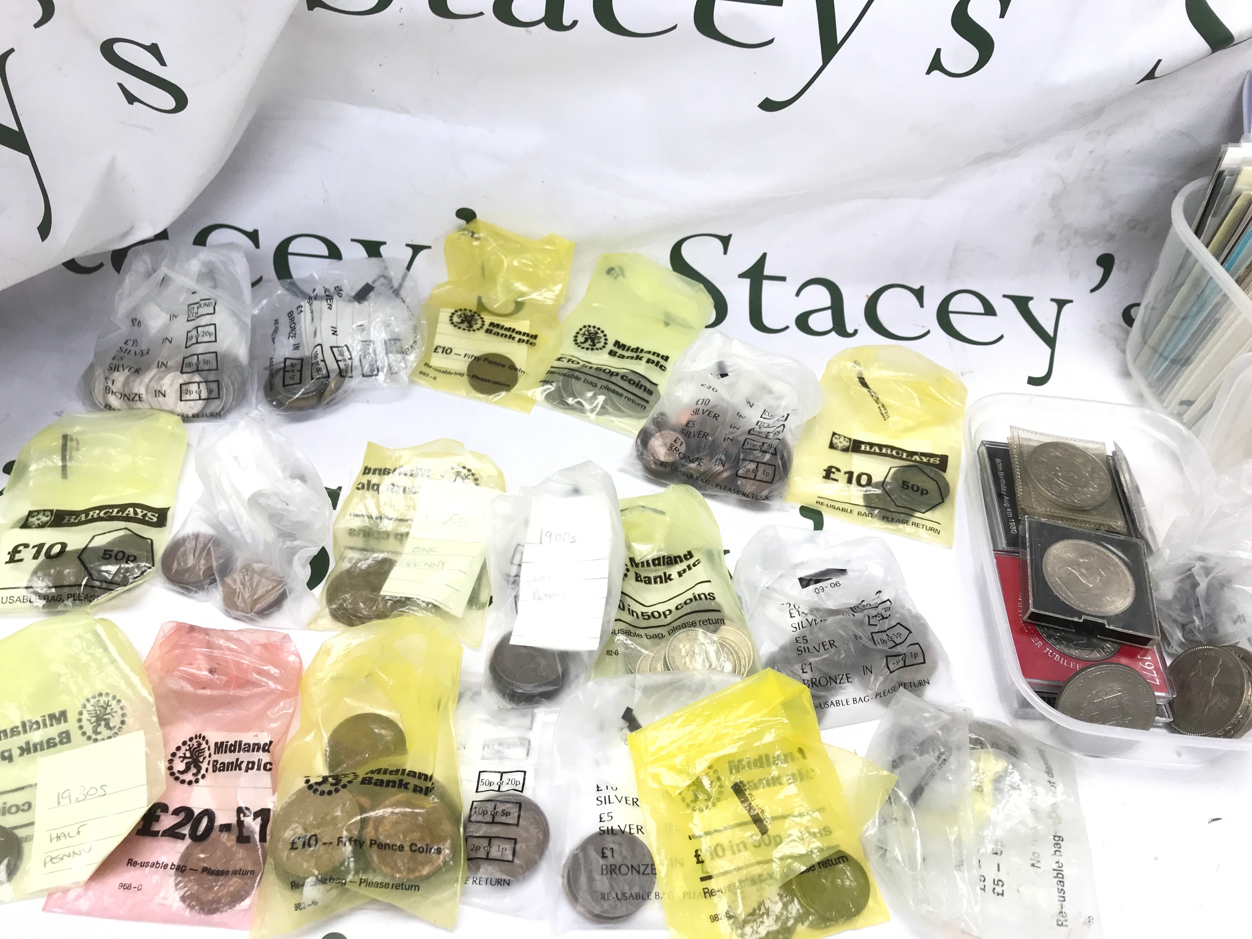 a collection of used circulated coinage , some Victorian and later pennies mainly Elizabeth II 