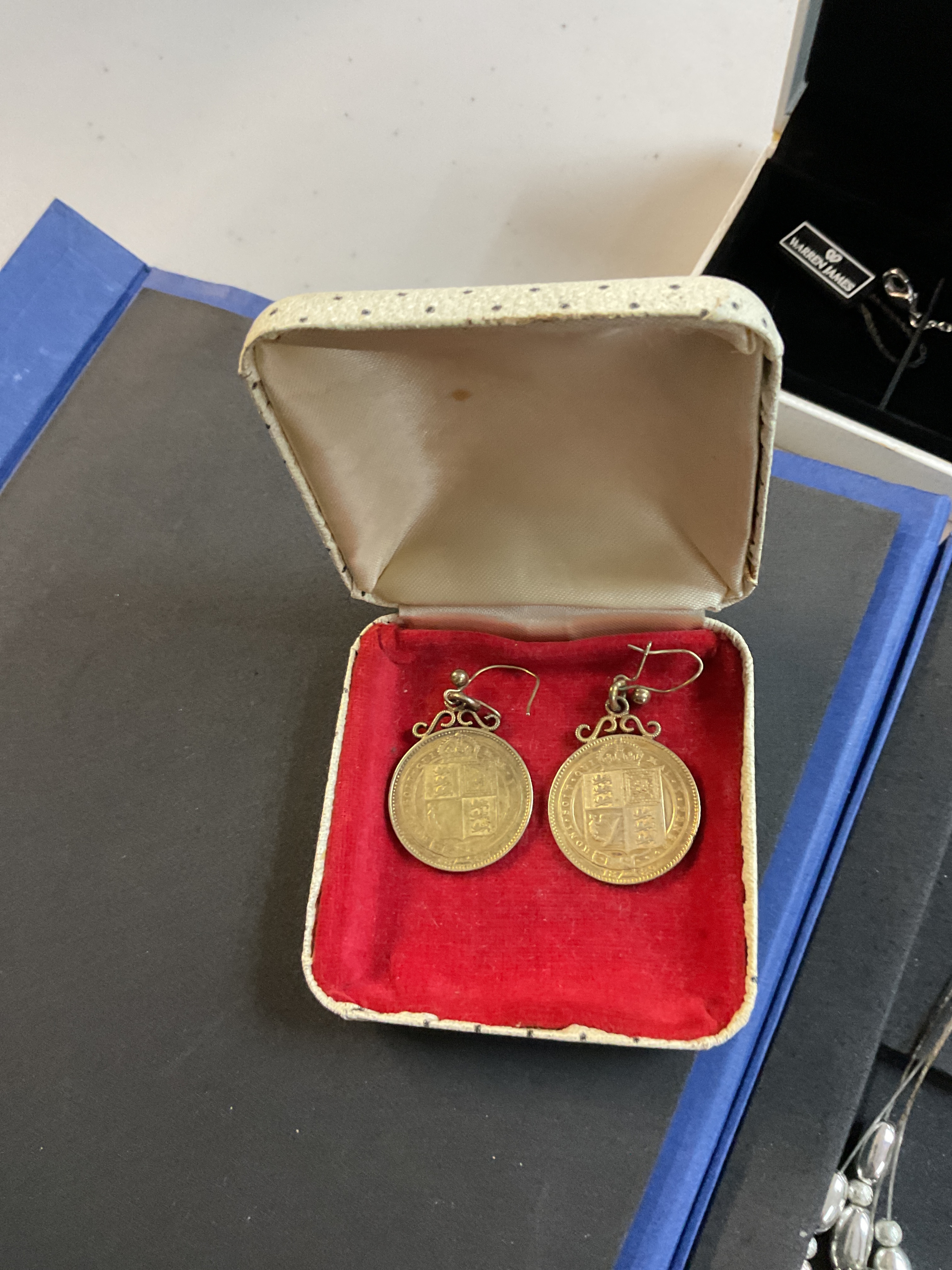 Qty cased dress jewellery and gilt Victorian coin earrings.