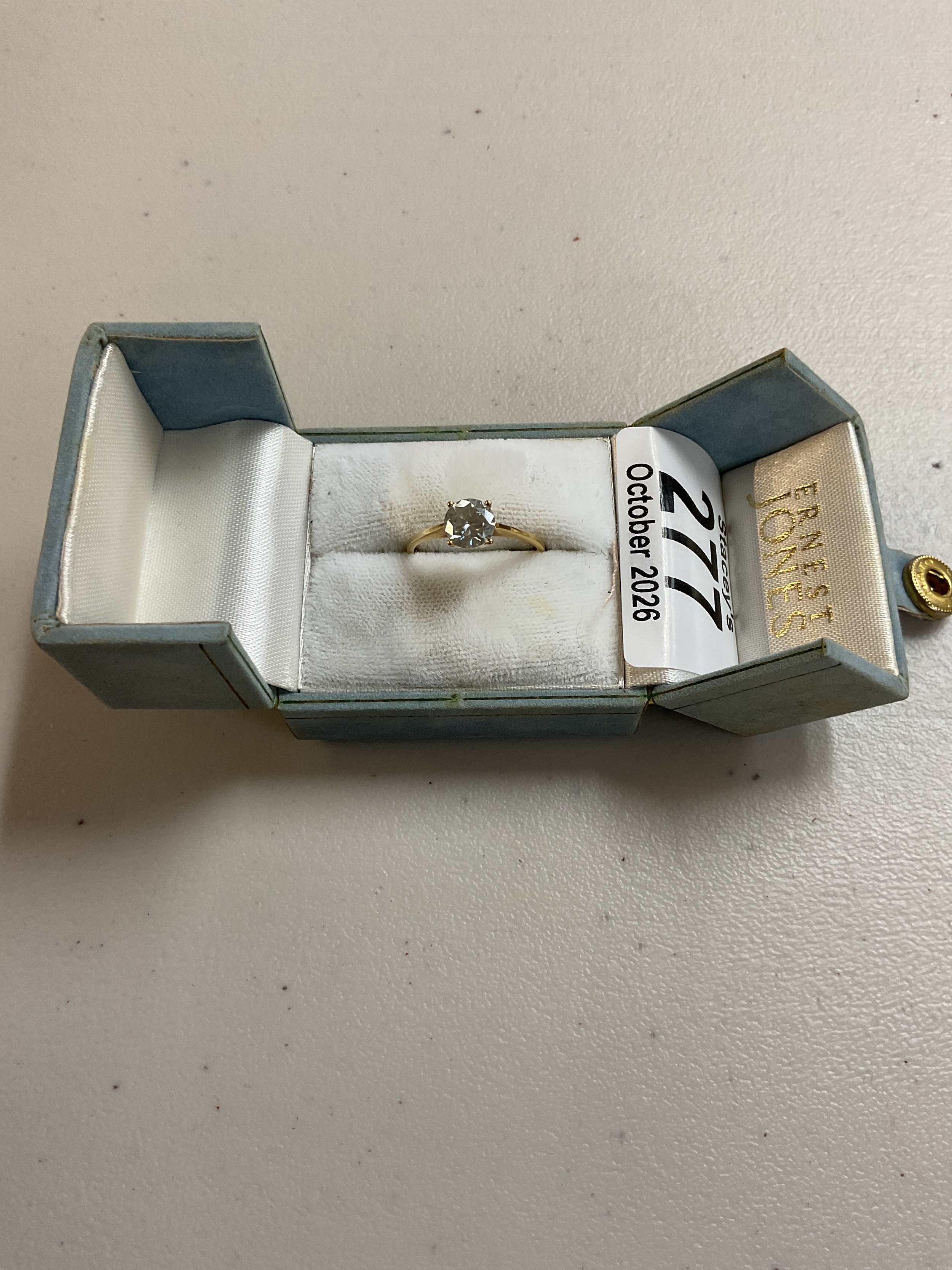 18 ct large diamond solitaire ring spreads as 1.25 ct.
