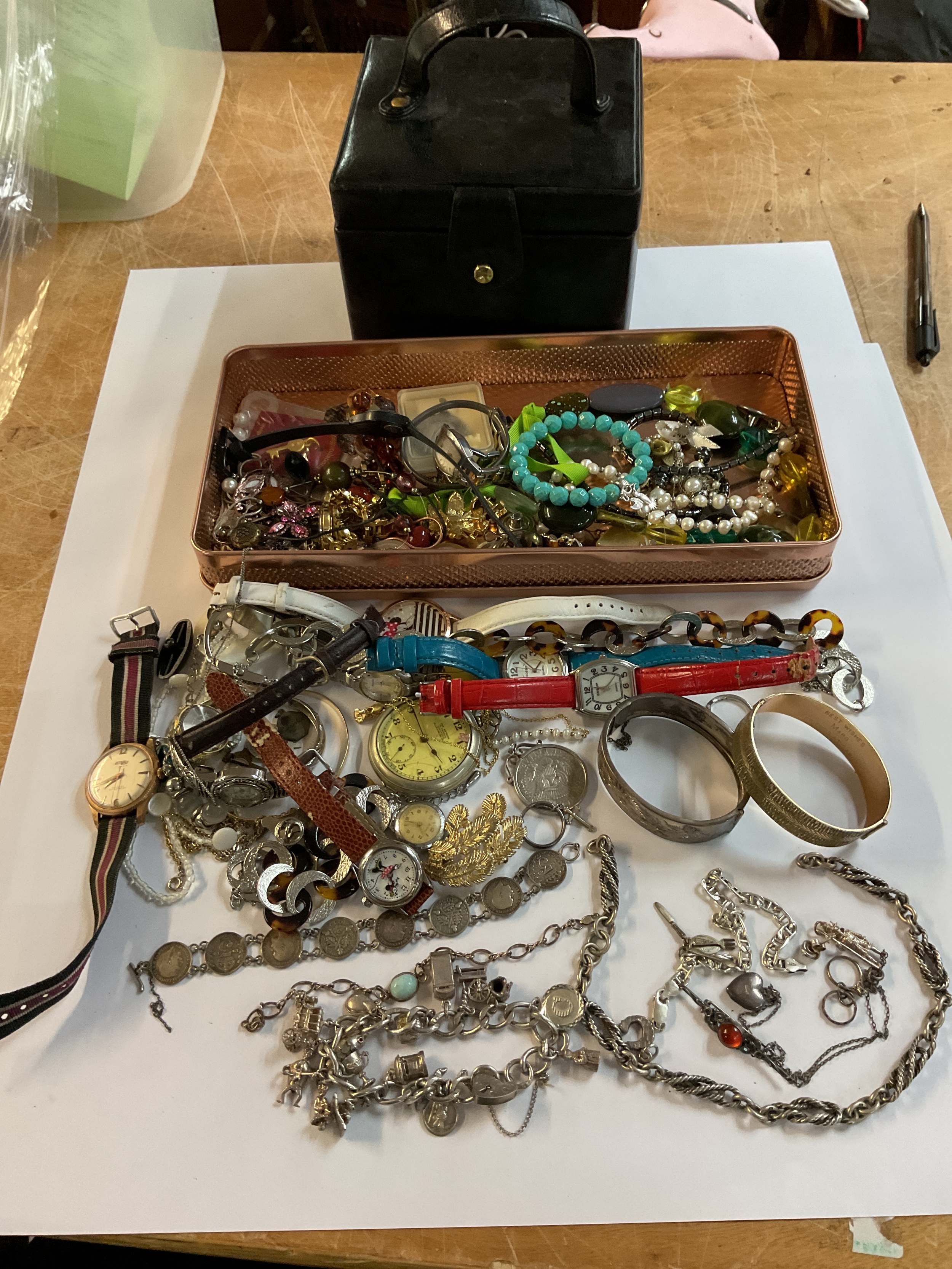 Qty dress jewellery and watches to inc silver charm bracelet and other silver bangles, rolled gold bracelets and necklaces etc. silver approx weight 140 grams.