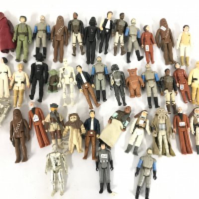 A Collection Of Vintage Star Wars Figures. No Reserve.