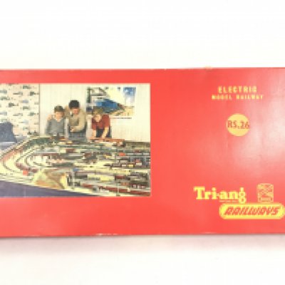 A Boxed Tri-Ang 00 Gauge Railway Set #RS.26.