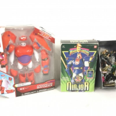 A collection of model action figures including boxed Disney Big Hero and boxed Power Rangers deluxe transforming Ninjor plus box contains in excess of 30 figures some vintage across several themes.  No reserve