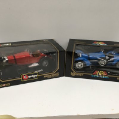 2x boxed diecast model cars by burago featuring a 1928 Mercedes Benz SSK and a 1934 Bugatti type 59. No reserve.