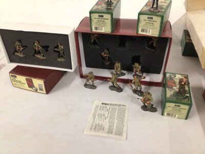 5 x boxed metal miniature military models featuring 17588 British Tank support infantry, 17275 Gerd von Rundstedt, 00287 Georgia Zhukov, 00284 Dwight D Eisenhower, 17595 Strike Attack  9 pcs set.