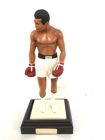 A Endurance Art Of Sport Muhammad Ali Figure.