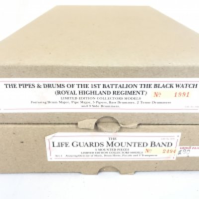 2 X Boxed Britains Sets. The Pipes And Drums Of The 1St Battalion The Black Watch #5196 And The Life Guards Mounted Band #5195.(2).